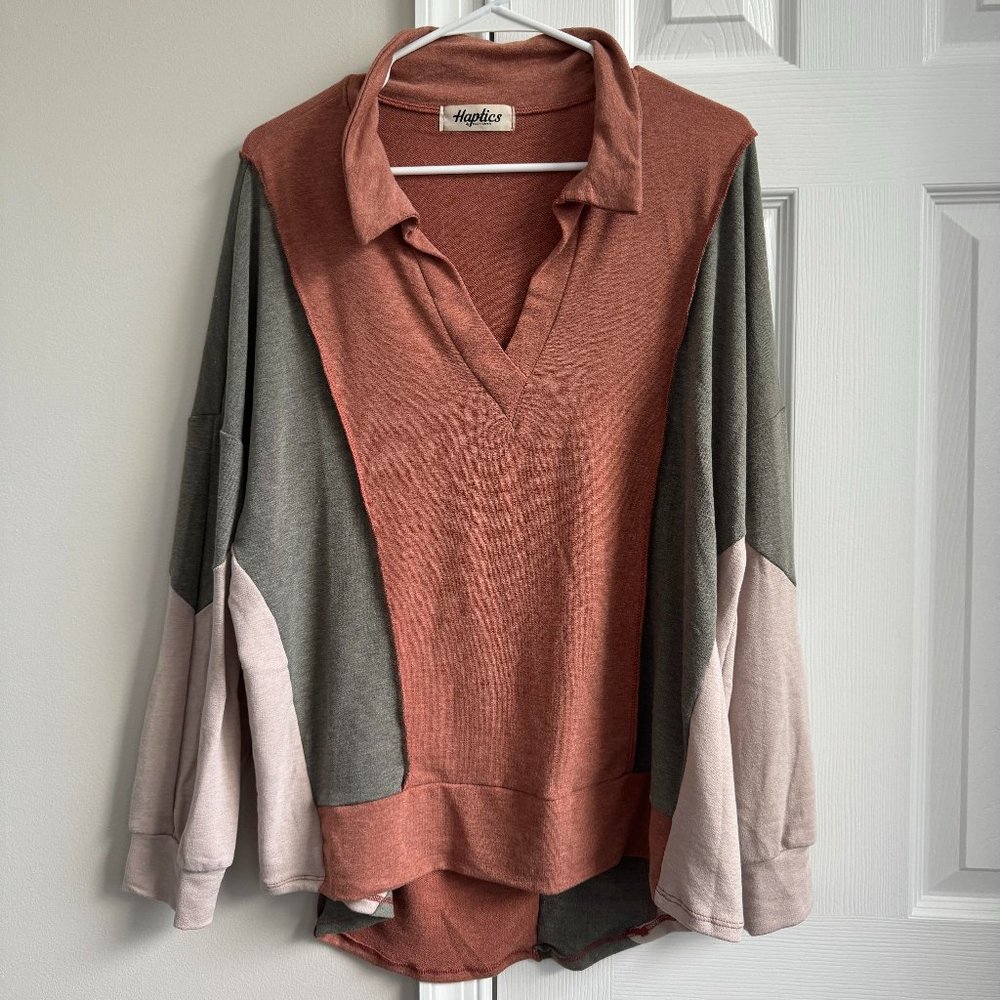 Color Block Top - Picture 2 of 3